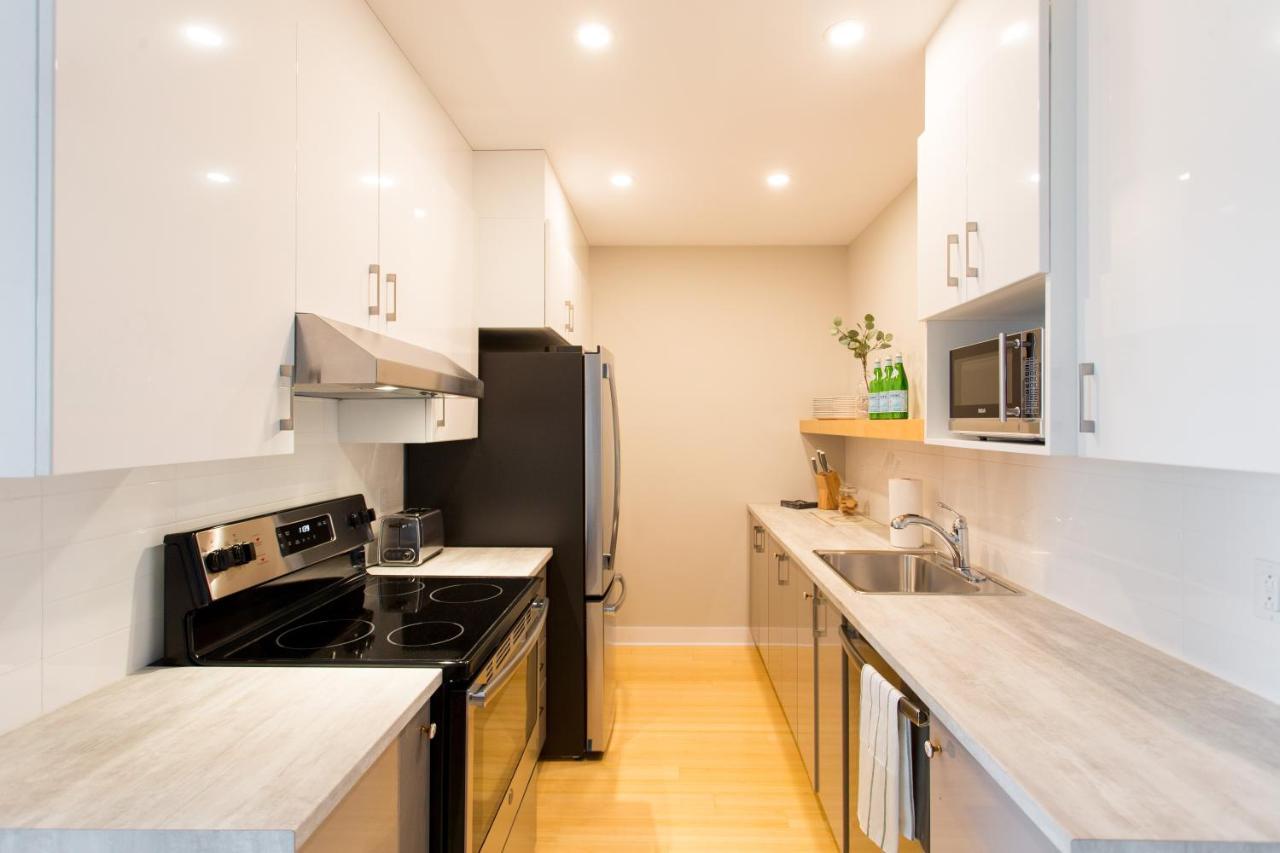 Trendy Little Italy 3 Bedroom Condo By Den Stays Montreal Ngoại thất bức ảnh